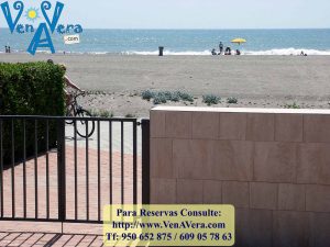 Salida Directa a la Playa - Urbanización Playa de Baria 2 - Vera Playa - Almería